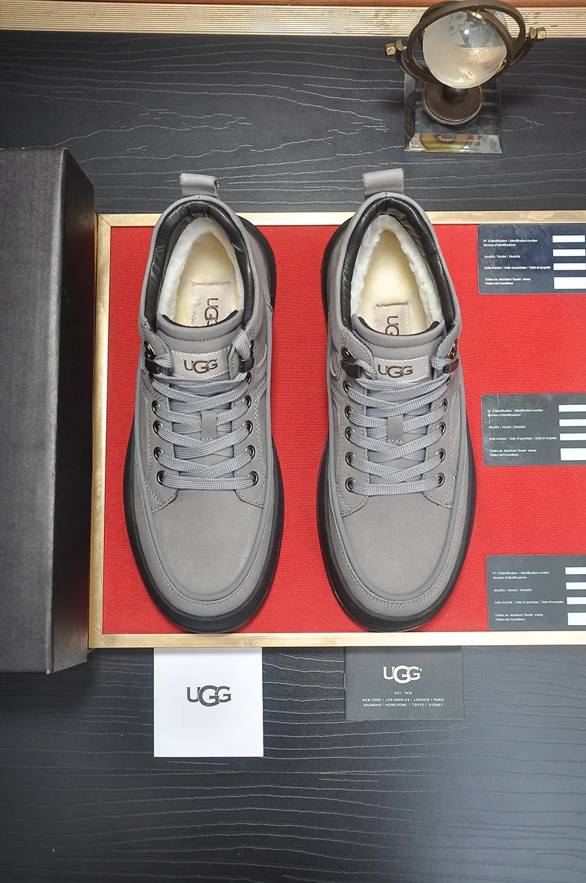 Men's shoes 💰640💶 [UGG] (full wool lining) top-end high-quality fur-in-one warm snow boots from Australia's warm luxury brand men's shoes, UGG-5877 official website synchronized, made of imported cowhide, carefully sewn...Imported rubber foam outsole (comfortable, soft, wear-resistant) The quality is really great...Exquisite workmanship, you can't put it down at first sight, available in sizes 39-44